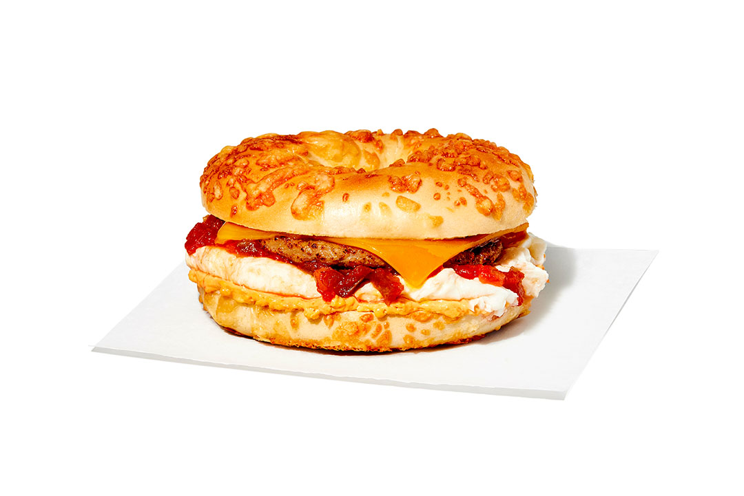 santa fe egg white bagel sandwich