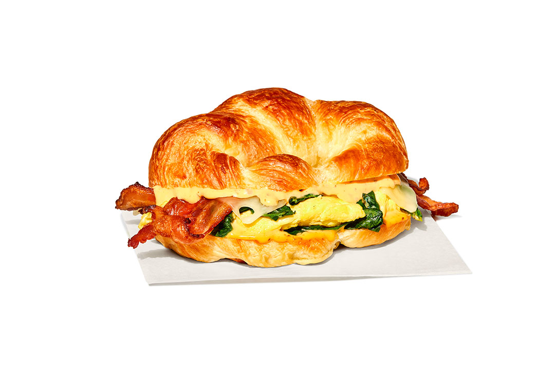 spinach bacon egg croisant sandwich