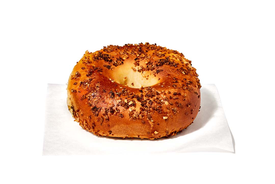 manhattan bagel garlic bagel