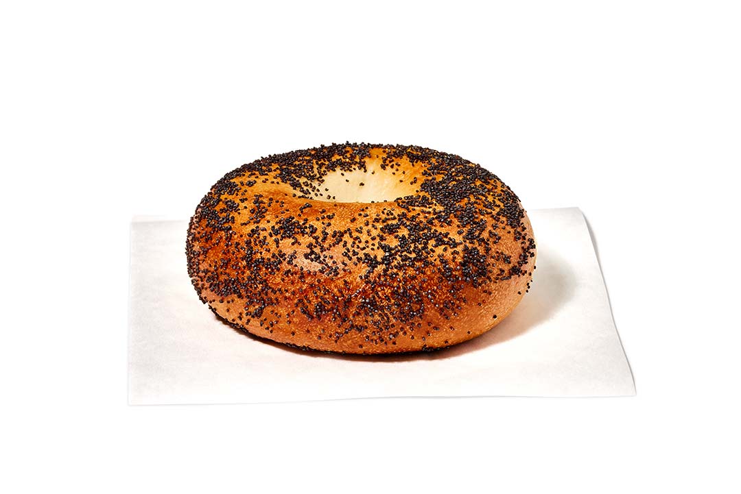 manhattan bagel poppyseed bagel