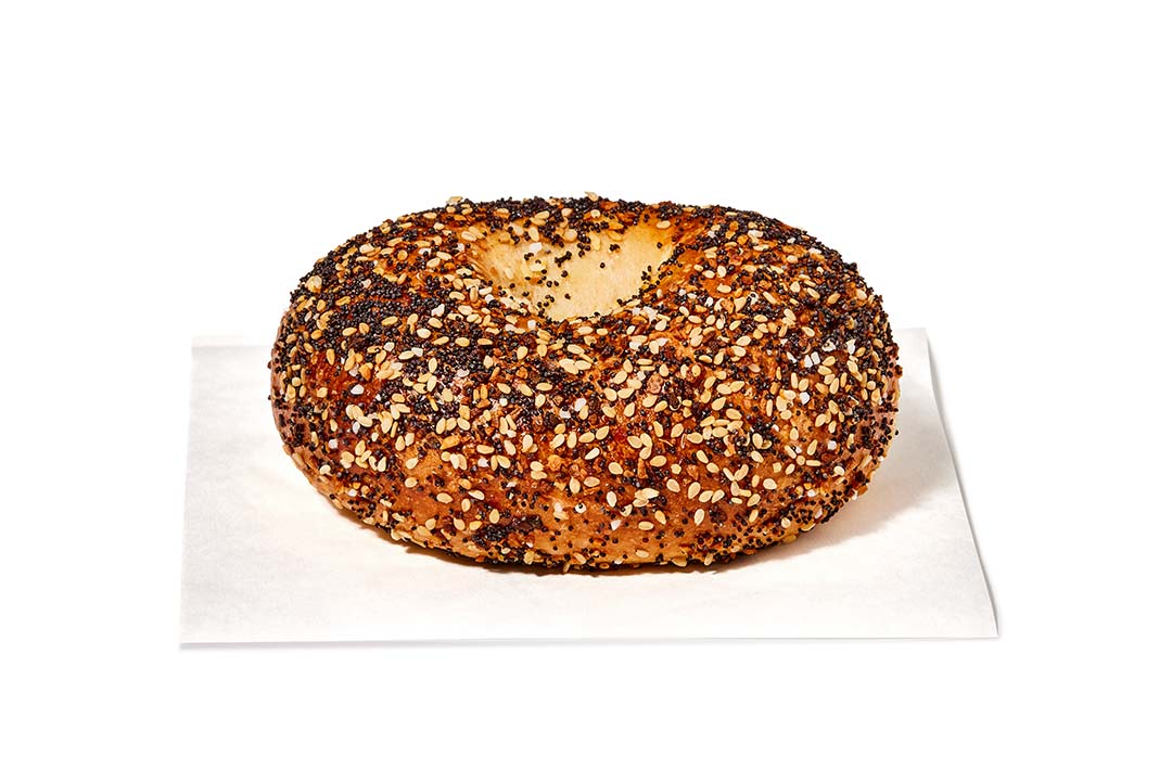 manhattan bagel everything bagel